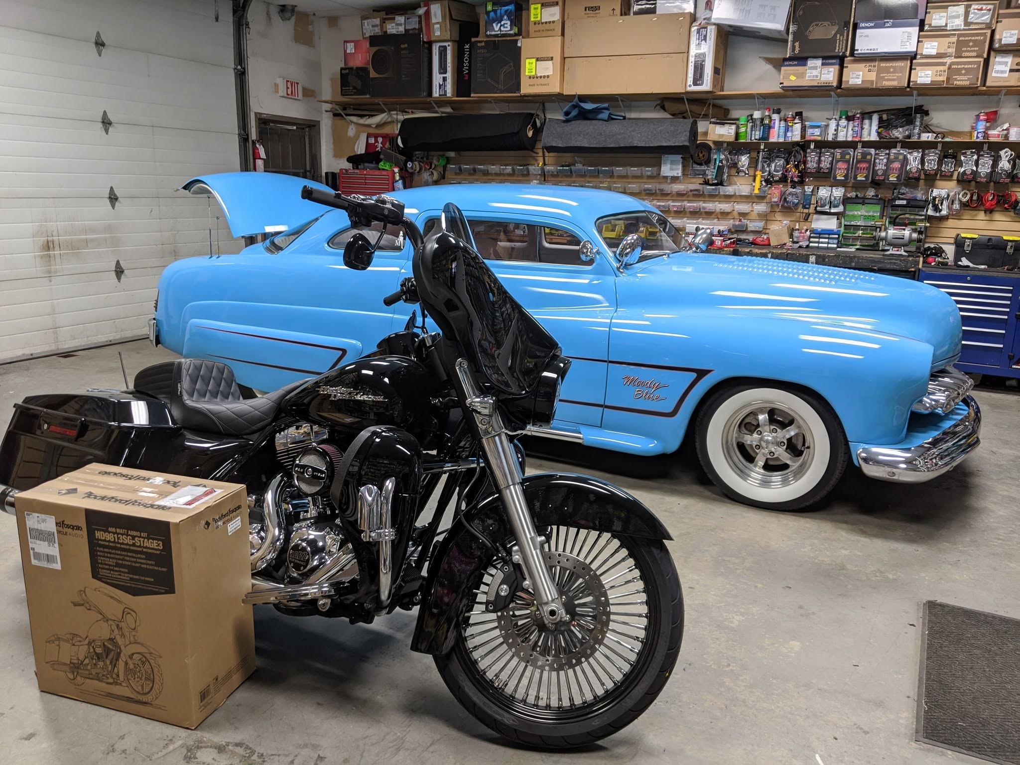 Amplified motorcycle audio system built on a bagger by Diamond Stereo in Maple Ridge